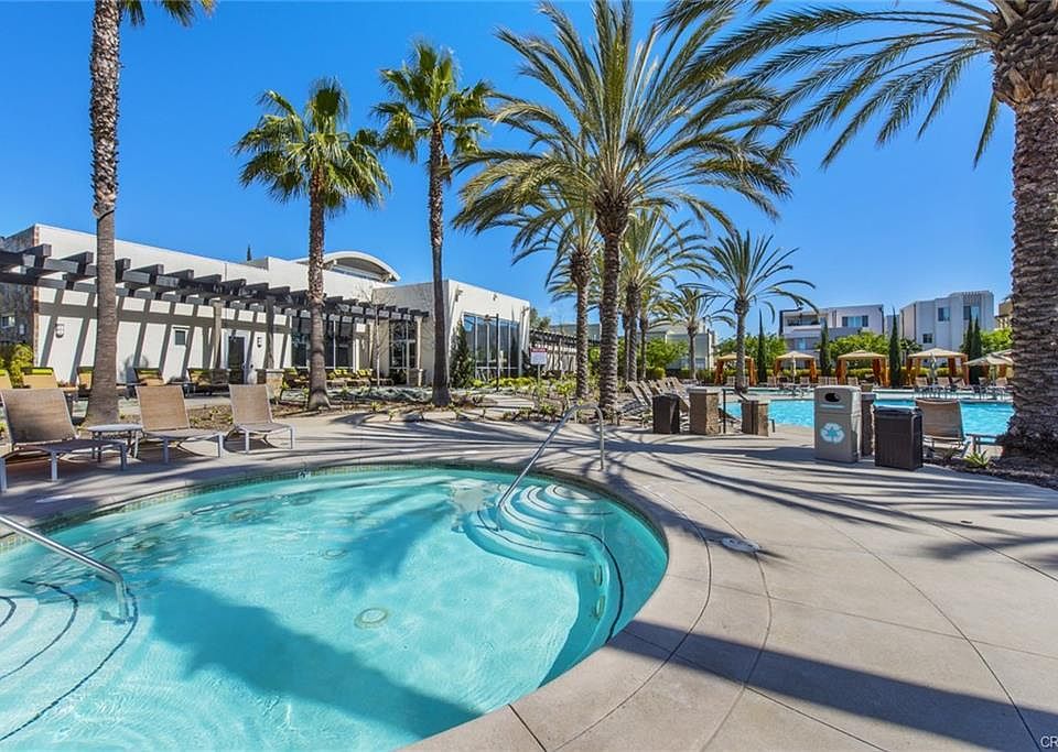 1st image of 5550 Boardwalk Unit 102
