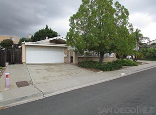 8141 Doe Point, San Diego, CA 92120