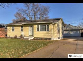 3215 S 121st St, Omaha, NE 68144