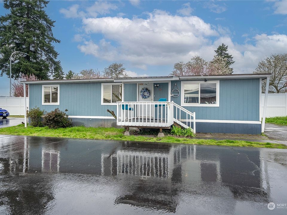1st image of 210 37th St SE Trailer 84