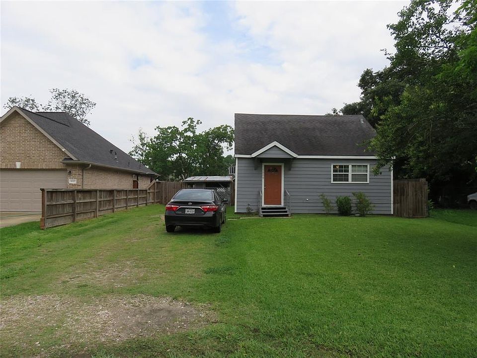 1st image of 1009 Avenue J