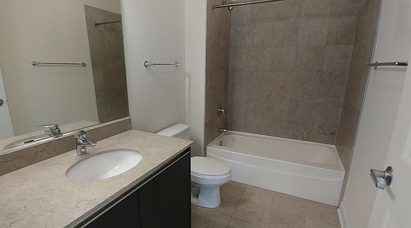 5th image of 225 N Columbus Dr Unit 5602