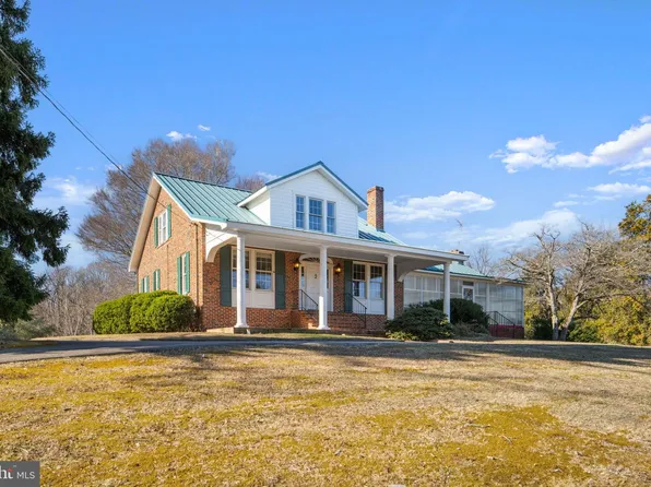 9905 Croom Rd, Upper Marlboro, MD 20772