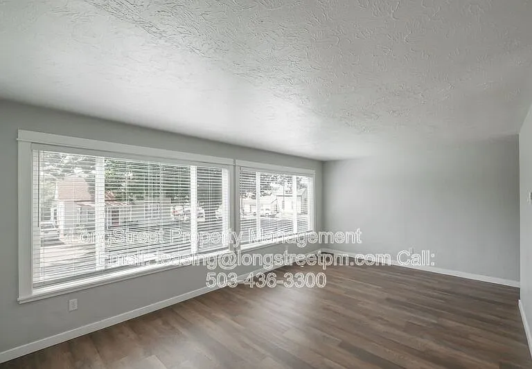 208 5th Ave SE #208 — Photo 21