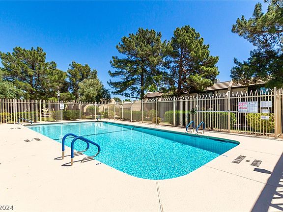 2nd image of 3252 Longford Way #0