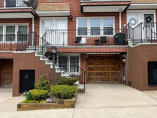 Sold by Corcoran | media 8