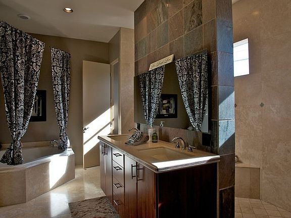 Amazing Master Bath