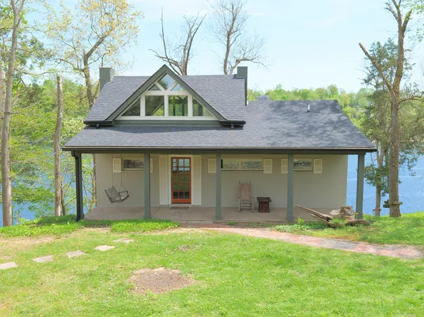 885 Hardin Hts, Harrodsburg, KY 40330