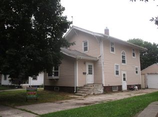 335 1st Ave SW, Clarion, IA 50525