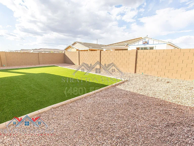 2304 E Kelly Dr — Photo 39