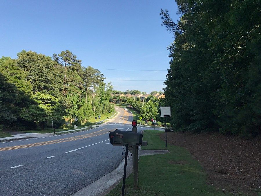 2nd image of 7880 Majors Rd