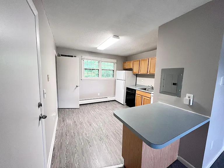 2 Bradford Dr #B15C — Photo 6