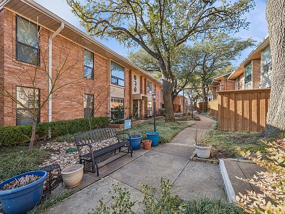 3rd image of 10019 Regal Park Ln APT 207
