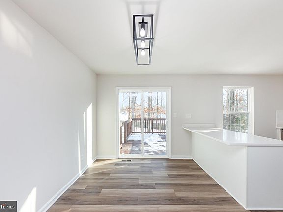 4th image of 10803 Chesterwood Dr
