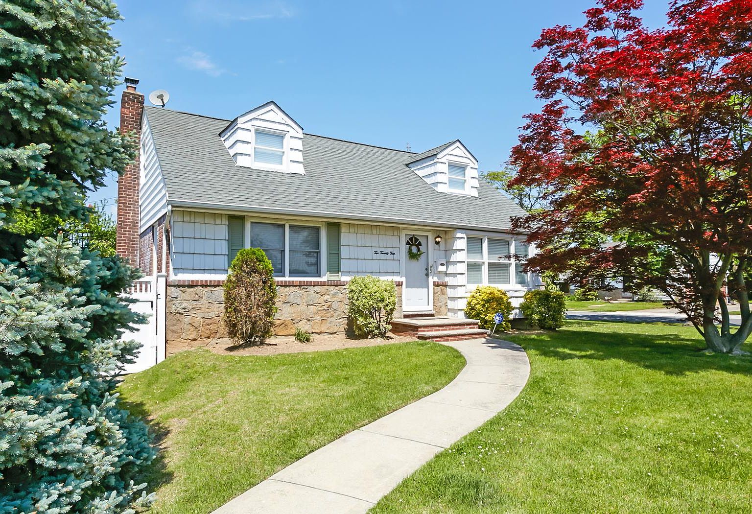 1024 Lydia Dr, Franklin Square, NY 11010 Zillow