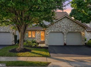 2632 Fairway Dr #2632, York, PA 17402