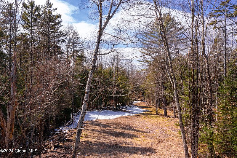 2nd image of L13.2-14 N North Rd