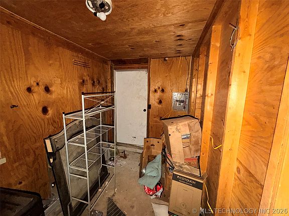 3rd image of 790 E Frisco St