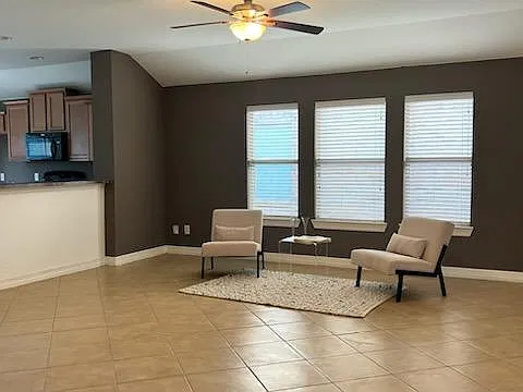 1740 Kittyhawk Dr — Photo 3