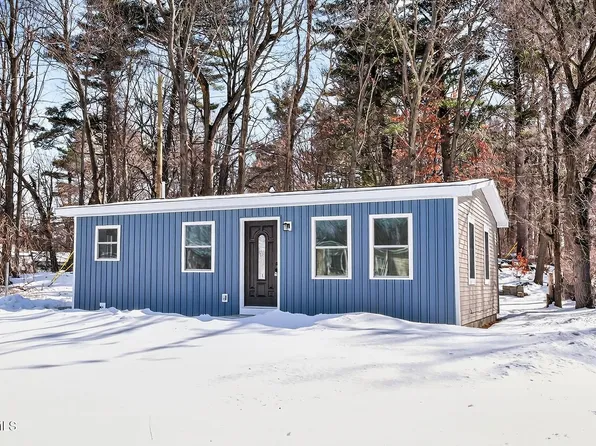 40 Sherwood Drive, Latham, NY 12110