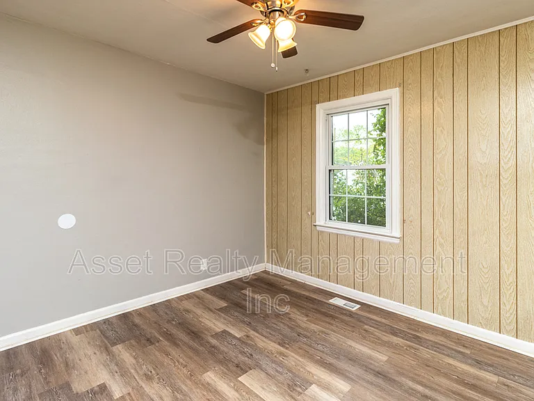 2313 Brice St — Photo 22