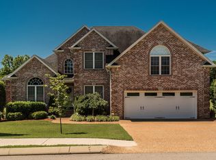 1025 Robert Lee Dr, Gallatin, TN 37066