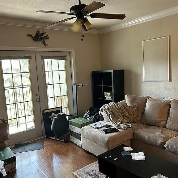 304 E South St #6025 — Photo 5