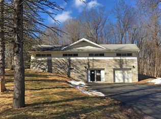 62 Albie Rd, Red hook, NY 12571