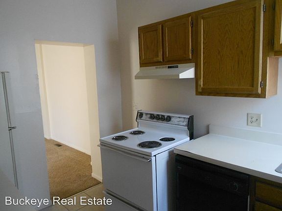 4th image of 127 E 11th Ave