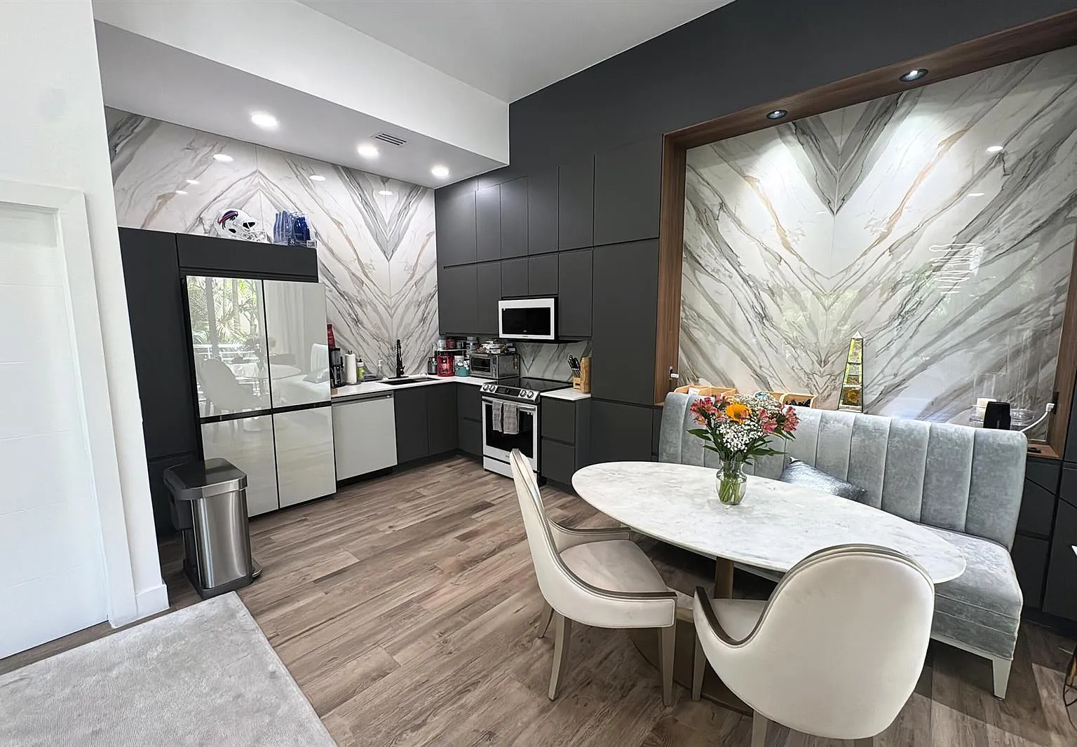 2 bed, 1590 sqft, $12,000 — Photo 4