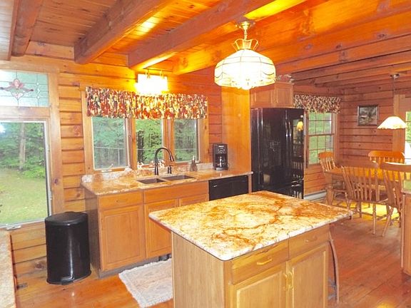 4th image of 17 Apple Creek Ln