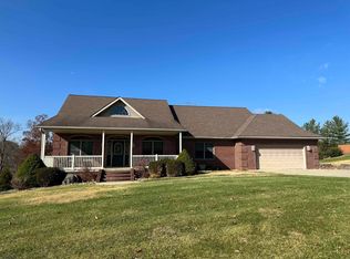 217 Eastlake Dr, Bedford, IN 47421