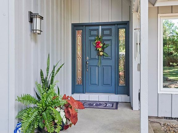 4th image of 423 Blane Ct