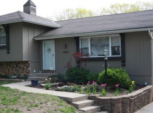4807 Woody Creek Ln, Kansas City, MO 64151