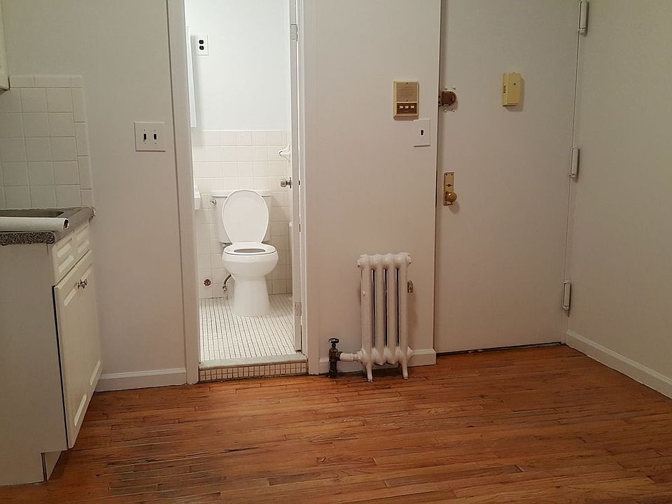 2nd image of 5 Morton St #4B