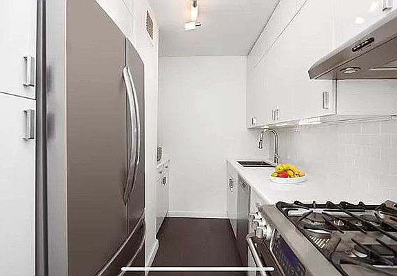 3rd image of 160 W End Ave #12KK