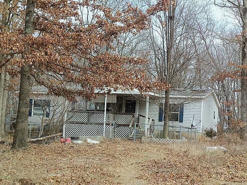 2nd image of 586 Madison 6061 Rd