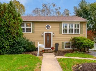 57 Turner Ave, Cranston, RI 02920