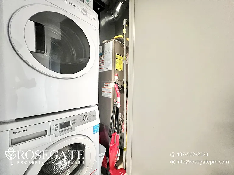 258 C Sunview St #Penthouse 372 — Photo 13