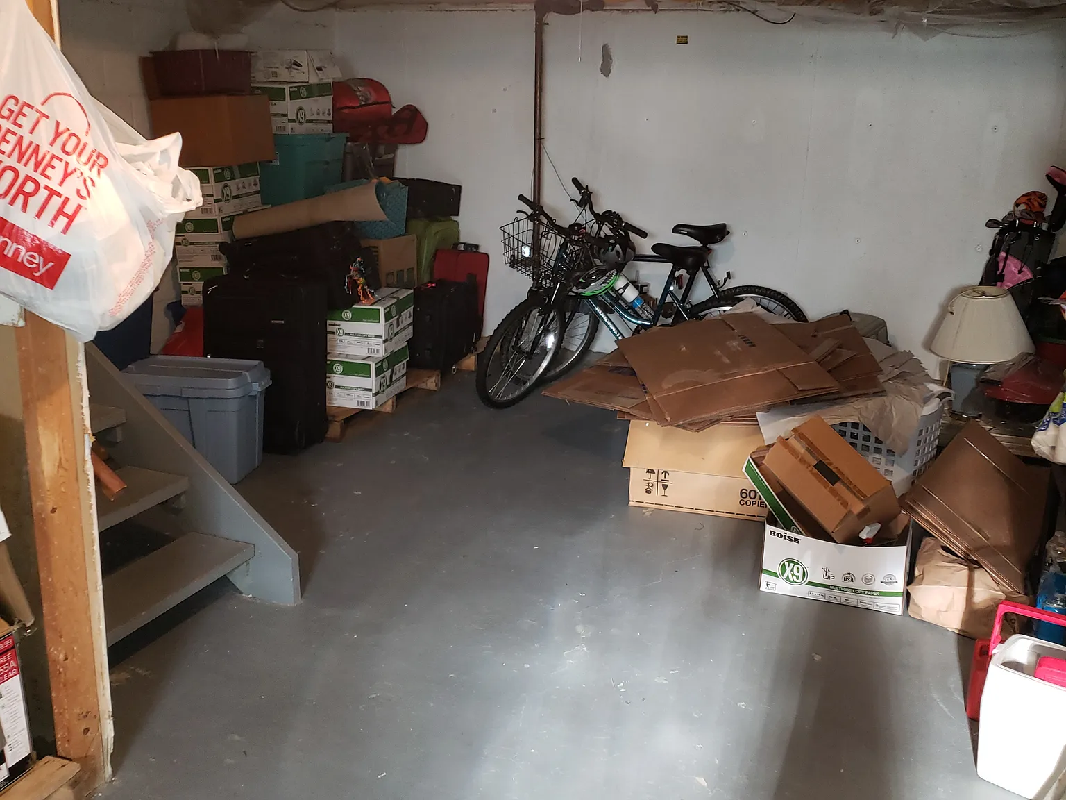 2 bed, 1.5 bath, 900 sqft, $1,050 — Photo 3