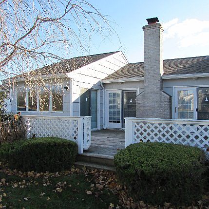2nd image of 70 Saint Andrews Cir