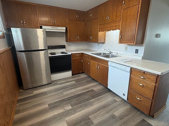 3rd image of 1882-1888 20th St NW