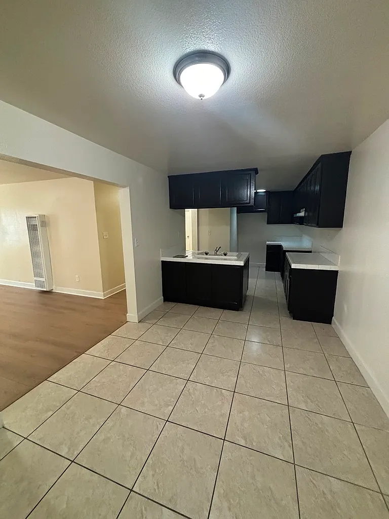 Building Photo - 6808 Brynhurst Ave