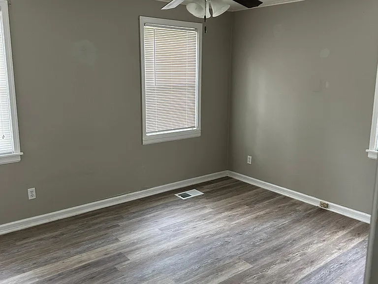 1516 Trace Ave — Photo 9