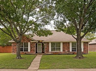 2414 Mapleridge Dr, Garland, TX 75044