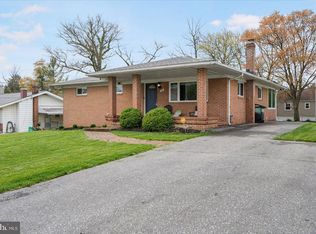 5911 Montgomery St, Woodlawn, MD 21207
