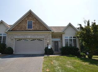 6742 Bay Hill Ct, Radford, VA 24141