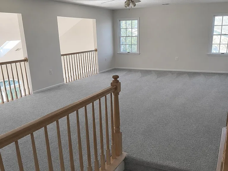 52 Westminster Dr — Photo 20