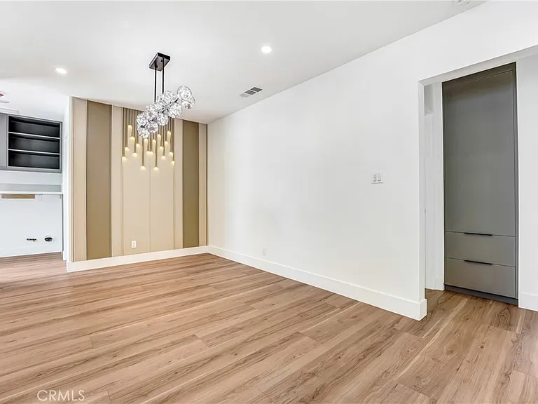 6722 Katherine Ave — Photo 6