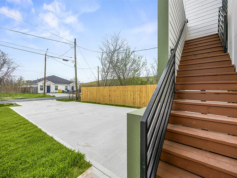 9709 Pelsey St #B — Photo 22